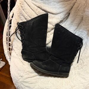 UGG Black Women's Lace-Up Boots